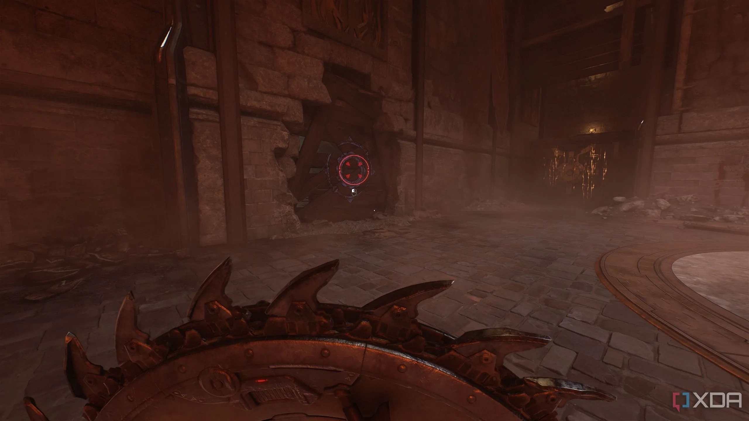Bức tường gỗ có thể phá vỡ bằng Shield Charge trong Doom The Dark Ages
