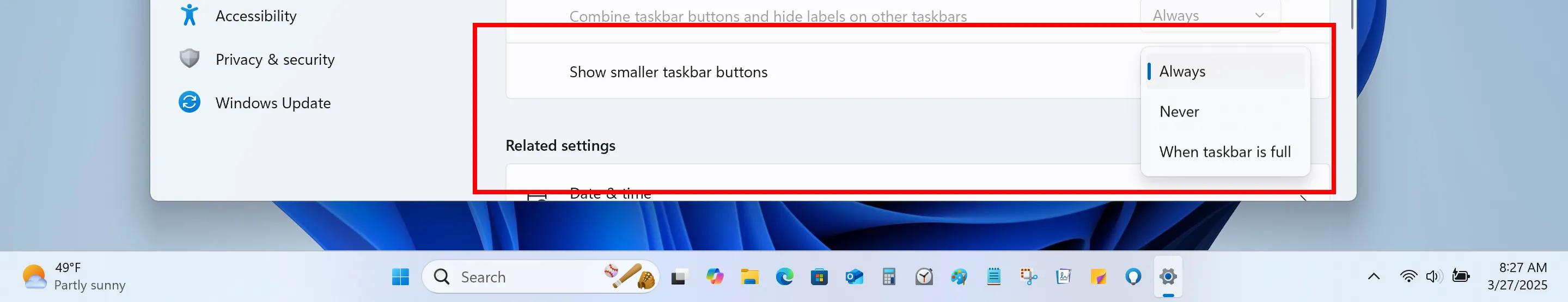 Cài đặt tùy chọn co giãn biểu tượng trên Taskbar Windows 11, với các lựa chọn &quot;Luôn luôn&quot;, &quot;Không bao giờ&quot;, hoặc &quot;Khi thanh tác vụ đầy&quot;.