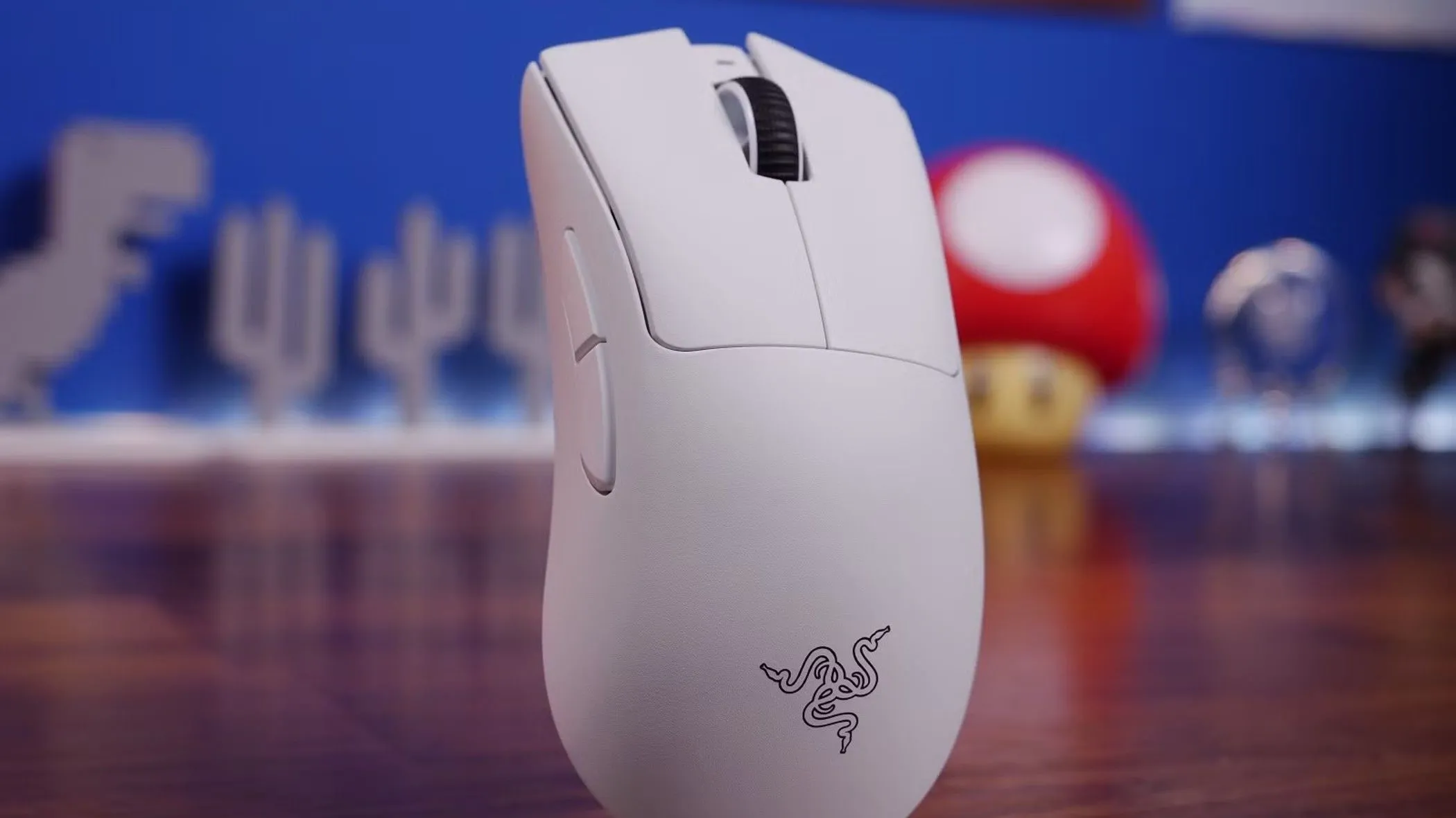 Chuột Razer DeathAdder V3 Pro với tần số polling rate 8000Hz