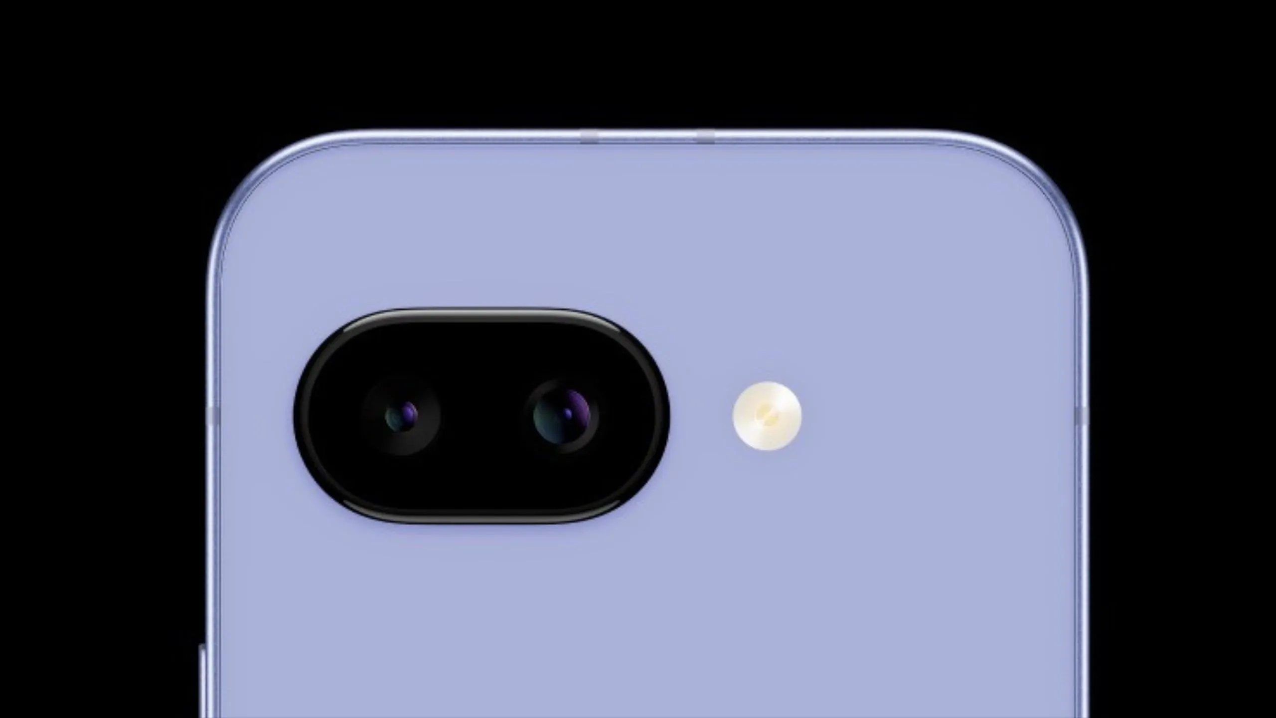 Cụm camera sau của Google Pixel 9a với ống kính chính 48MP và siêu rộng 13MP, hỗ trợ chế độ Macro Focus mới.