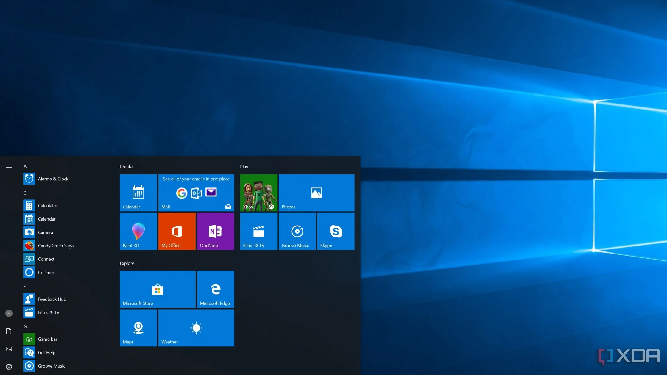 Game Candy Crush hiển thị dưới dạng quảng cáo được ghim trên menu Start của Windows 10, một ví dụ về tính năng quảng cáo tích hợp sẵn.
