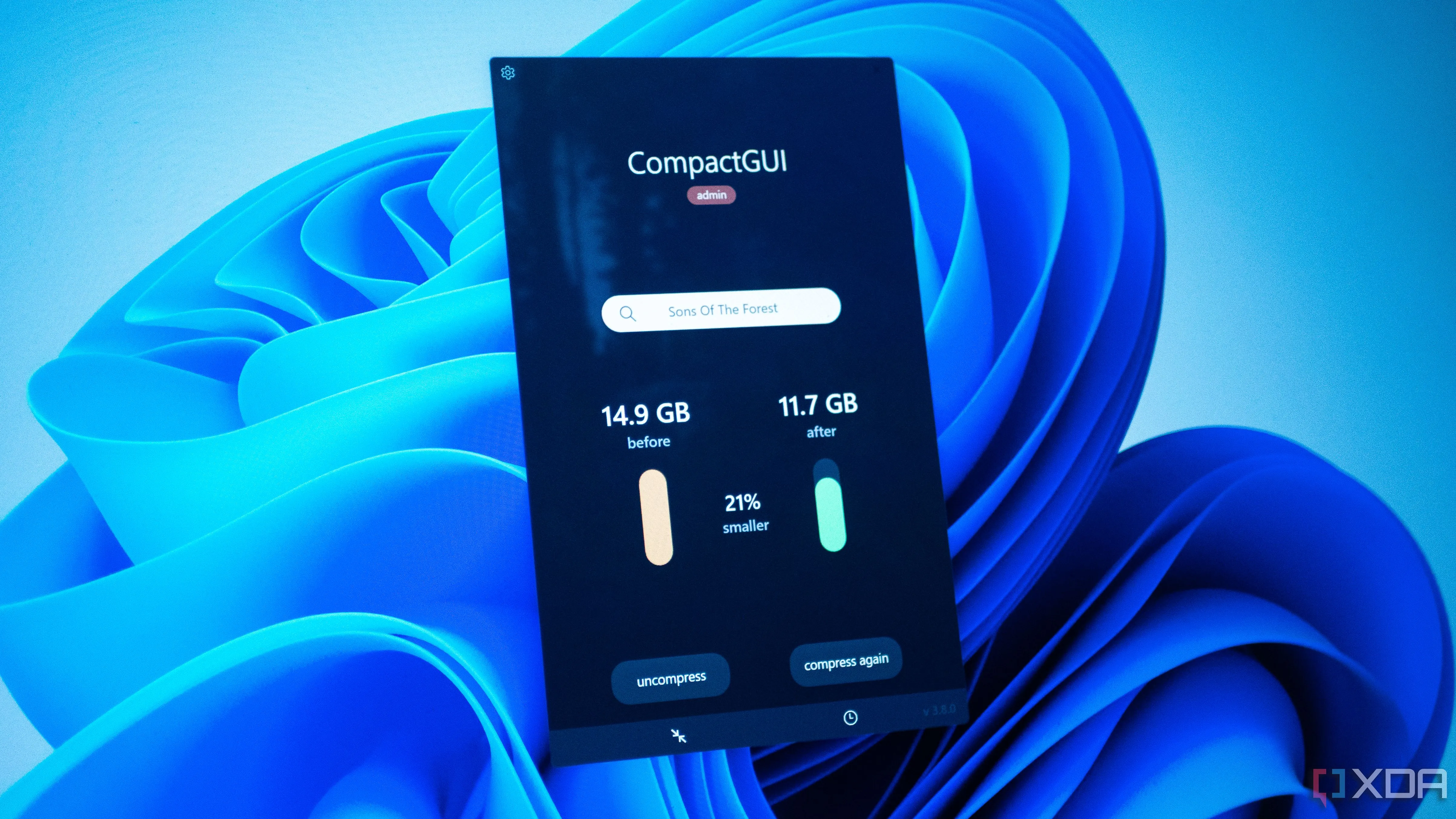 Giao diện CompactGUI trên Windows 11 hiển thị kết quả nén thành công game Sons of the Forest giảm 21%, minh chứng hiệu quả của phần mềm.