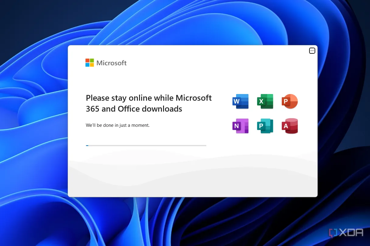 Giao diện trình cài đặt Microsoft 365, hiển thị việc tự động cài đặt tất cả các ứng dụng Office mà không cho phép lựa chọn.