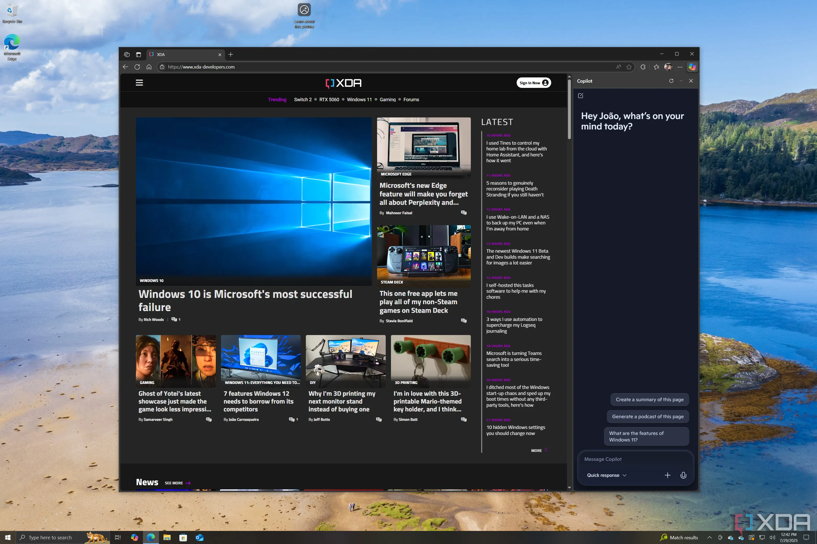 Giao diện trình duyệt Microsoft Edge phiên bản Chromium trên Windows 10 22H2, hiển thị thanh bên và các tính năng phụ.