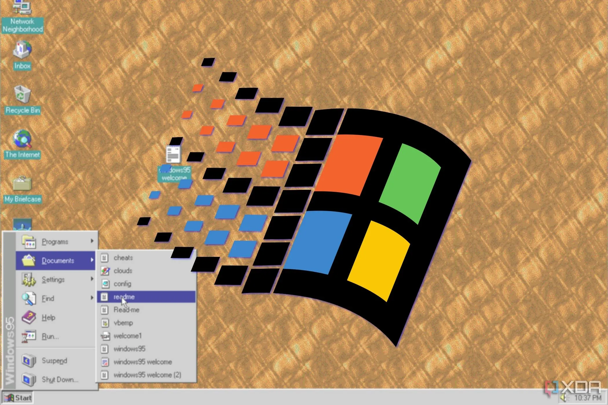 Màn hình desktop Windows 95 với logo đặc trưng của hệ điều hành kinh điển