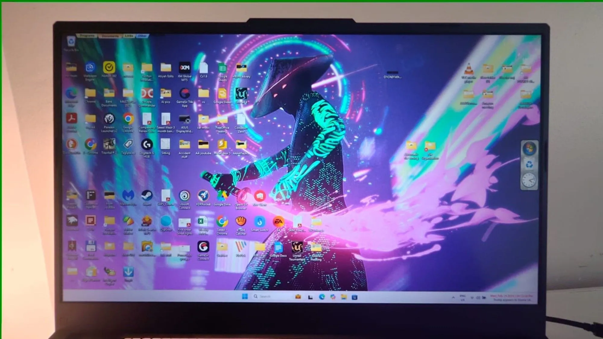 Màn hình tùy chỉnh hình nền động trên Windows 11, minh họa ứng dụng như Wallpaper Engine