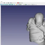 Mô hình 3D đang được chỉnh sửa trong giao diện FreeCAD, minh họa thiết kế tham số.