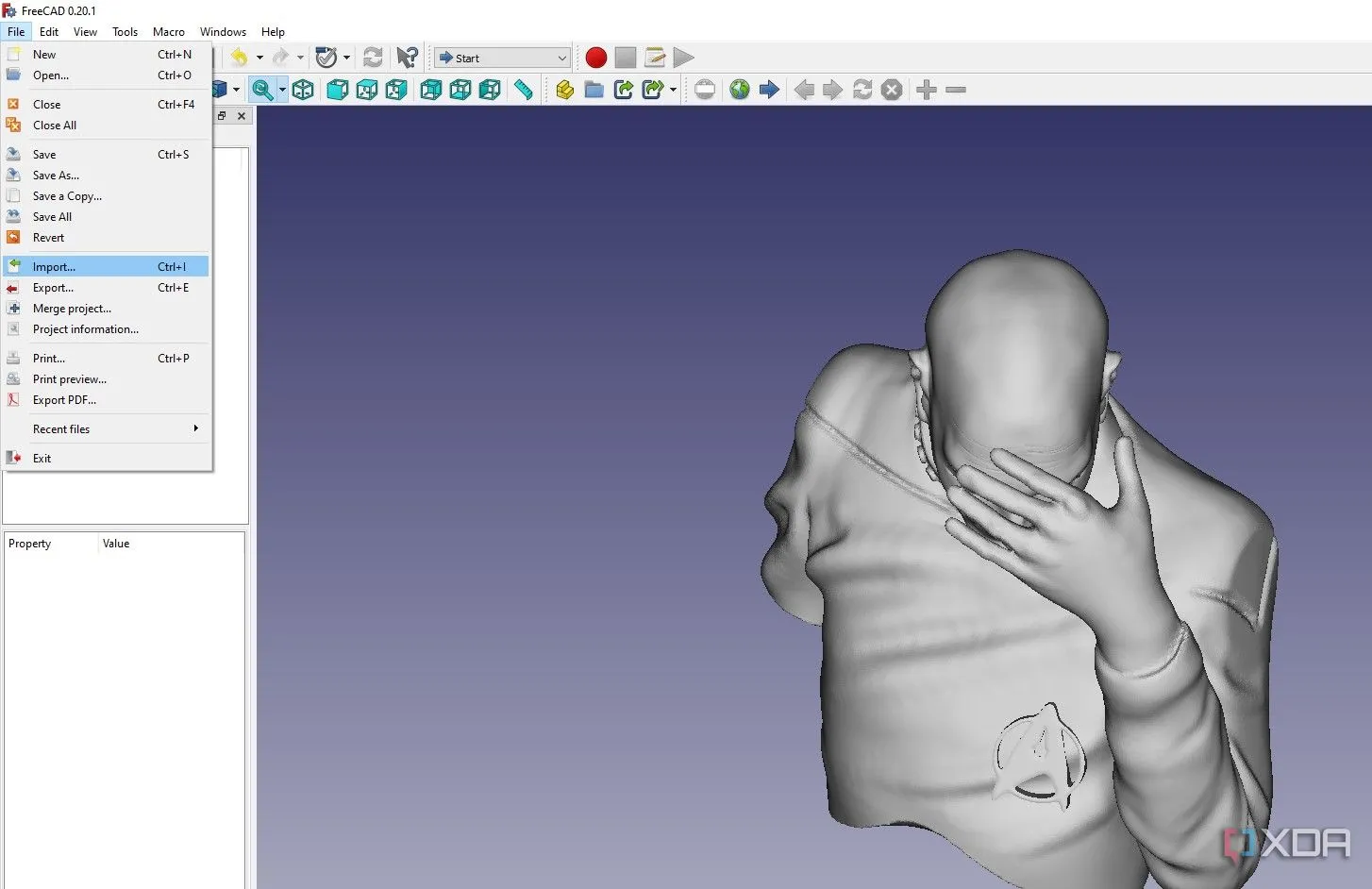 Mô hình 3D đang được chỉnh sửa trong giao diện FreeCAD, minh họa thiết kế tham số.
