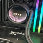 Nội thất một bộ PC gaming với tản nhiệt nước AIO và logo NZXT