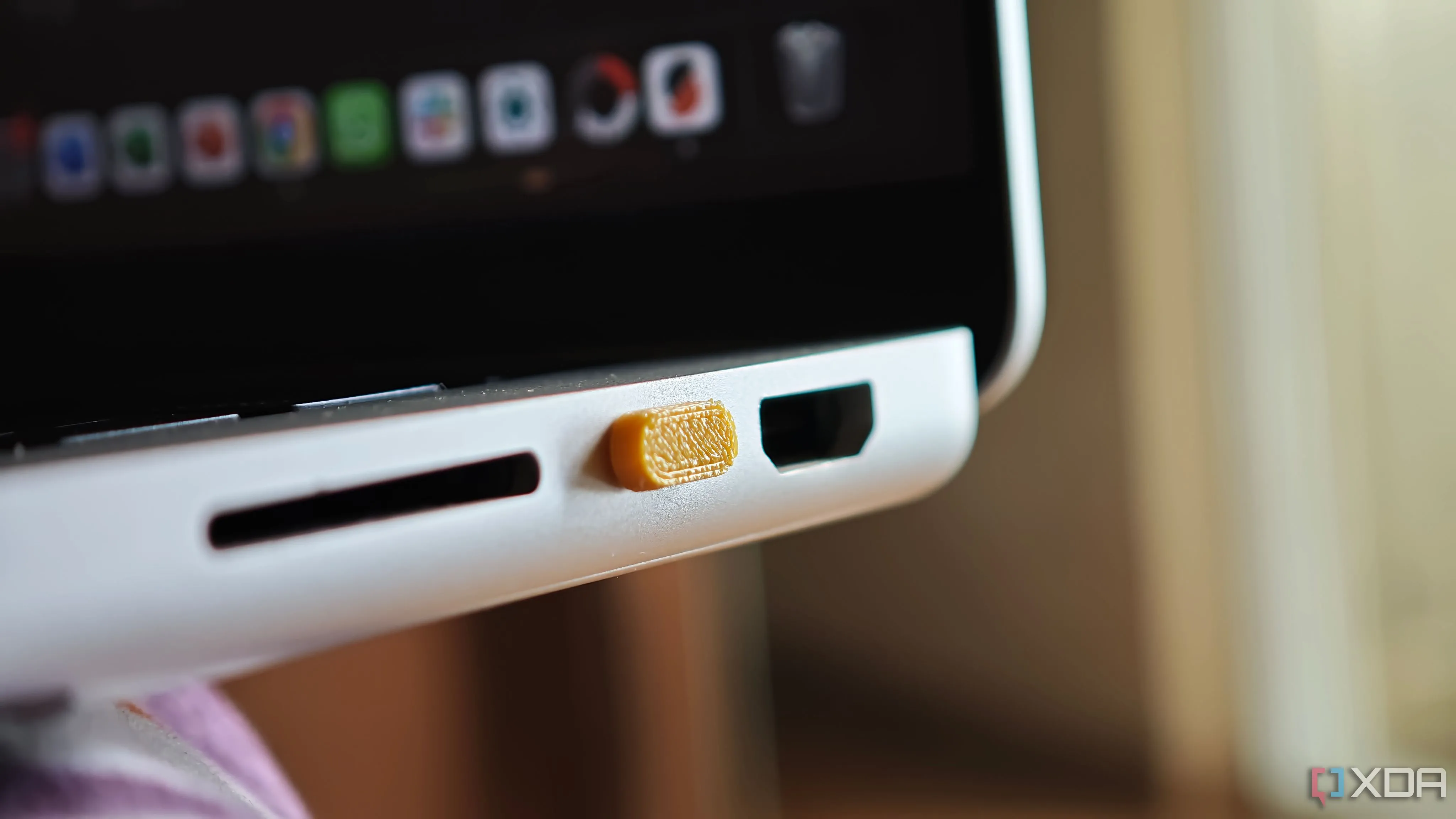 Nút bịt cổng USB-C 3D in bảo vệ máy tính