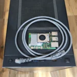 Raspberry Pi 5 đang hoạt động, minh họa cho thiết bị trong home lab cần bảo mật