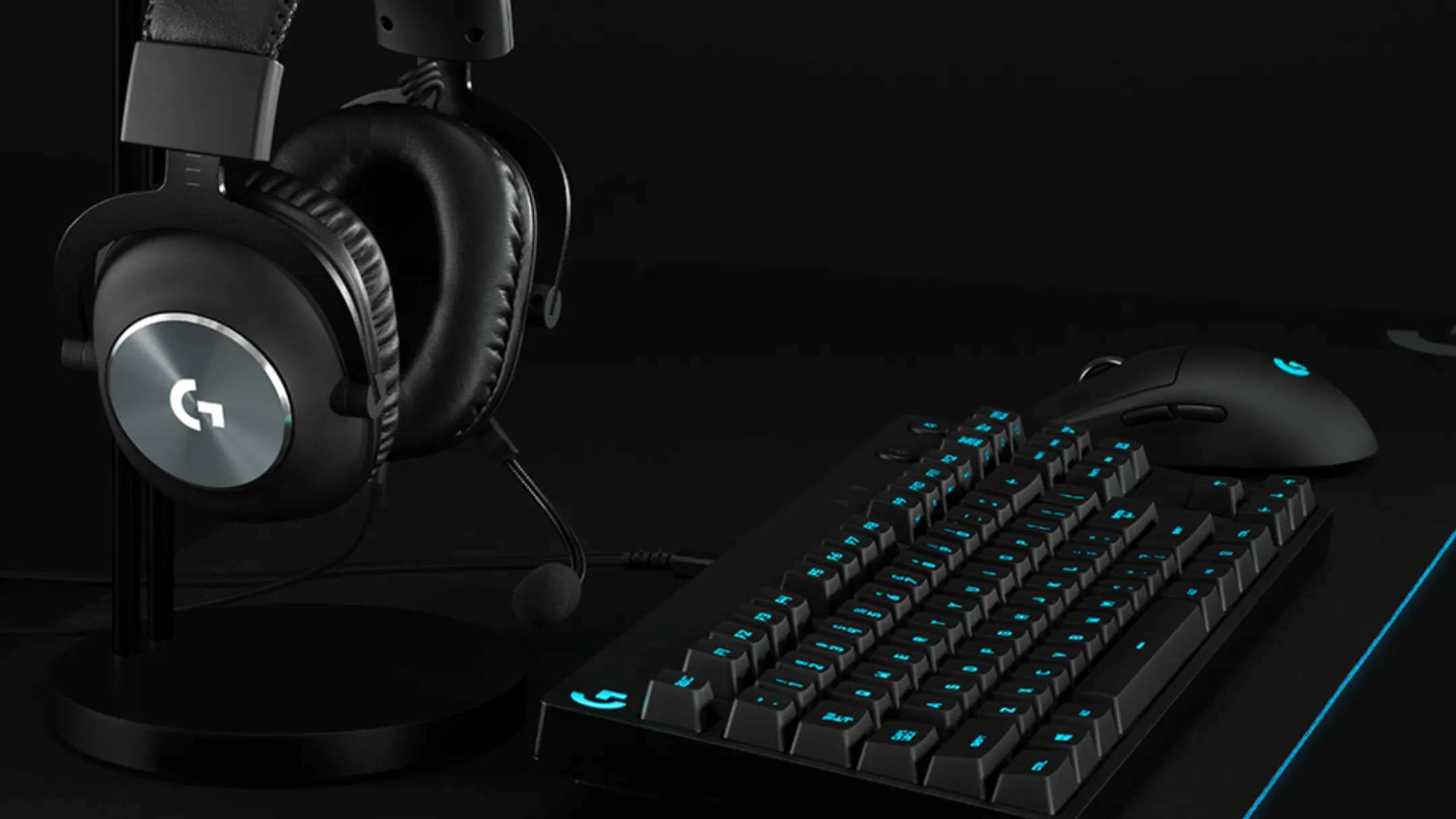 Tai nghe Logitech G Pro X với thiết kế tinh tế
